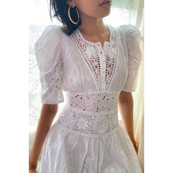 LoveShackFancy Dresses & Skirts - LOVESHACKFANCY Divine Dress in True White Size 8